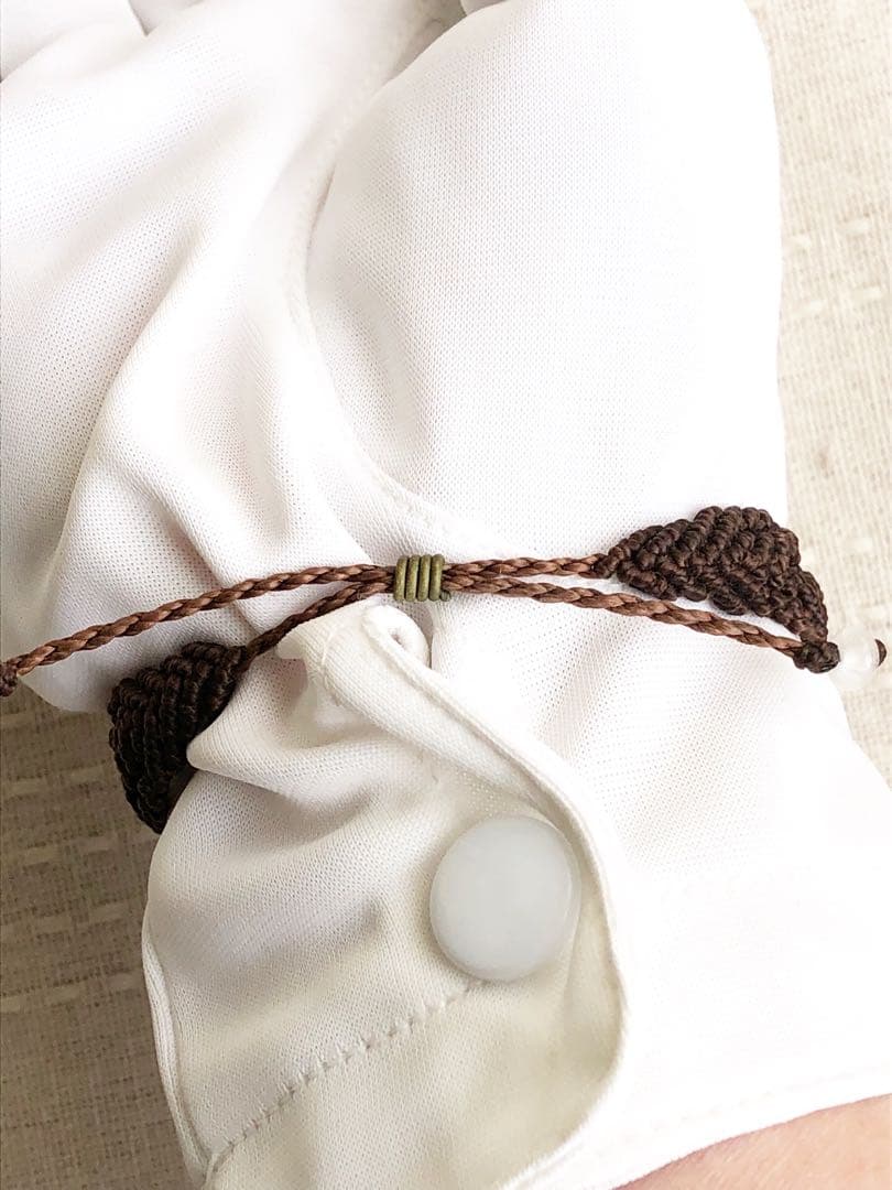 スタールビーとレインボームーンストーンのマクラメブレスレット