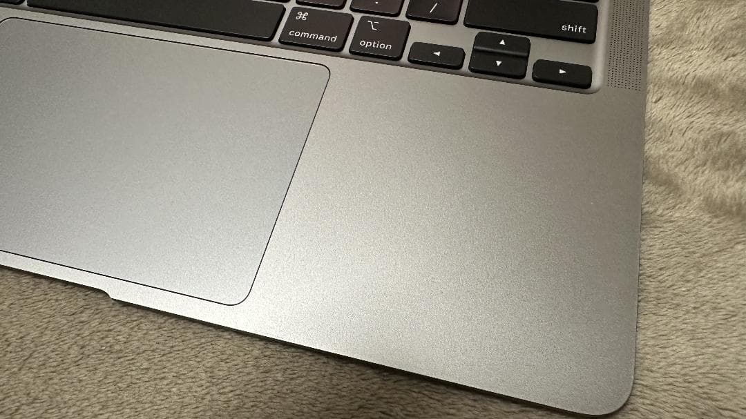 Macbook Air A2337 16+256 13.3インチ US配列