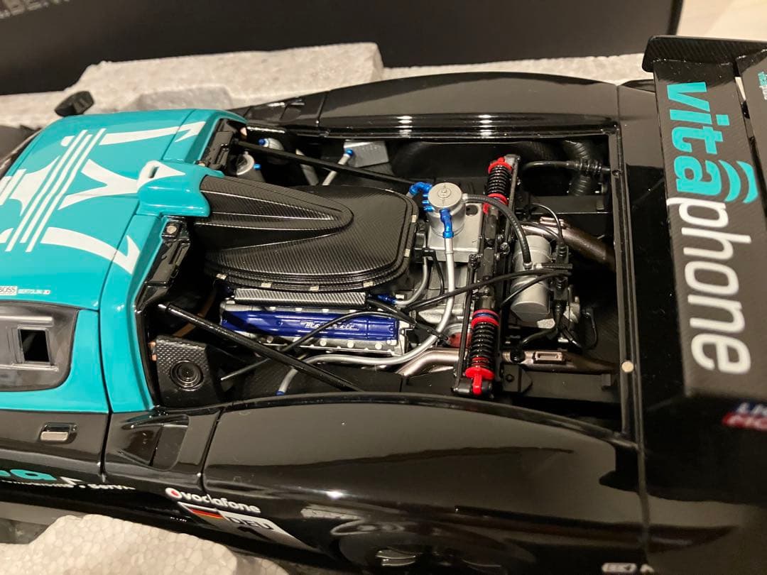 美品　1/18 オートアート マセラティ MC12 FIA GT1 2010