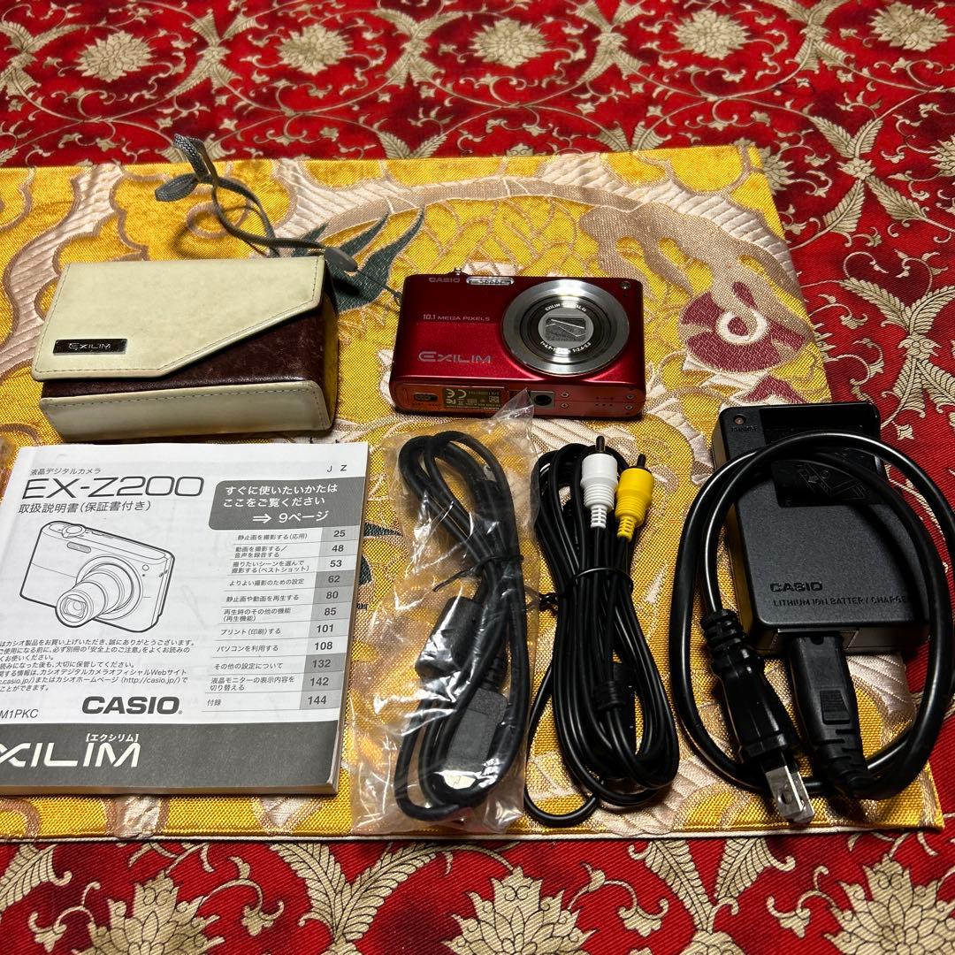 CASIO EX-Z200 コンパクトデジタルカメラ