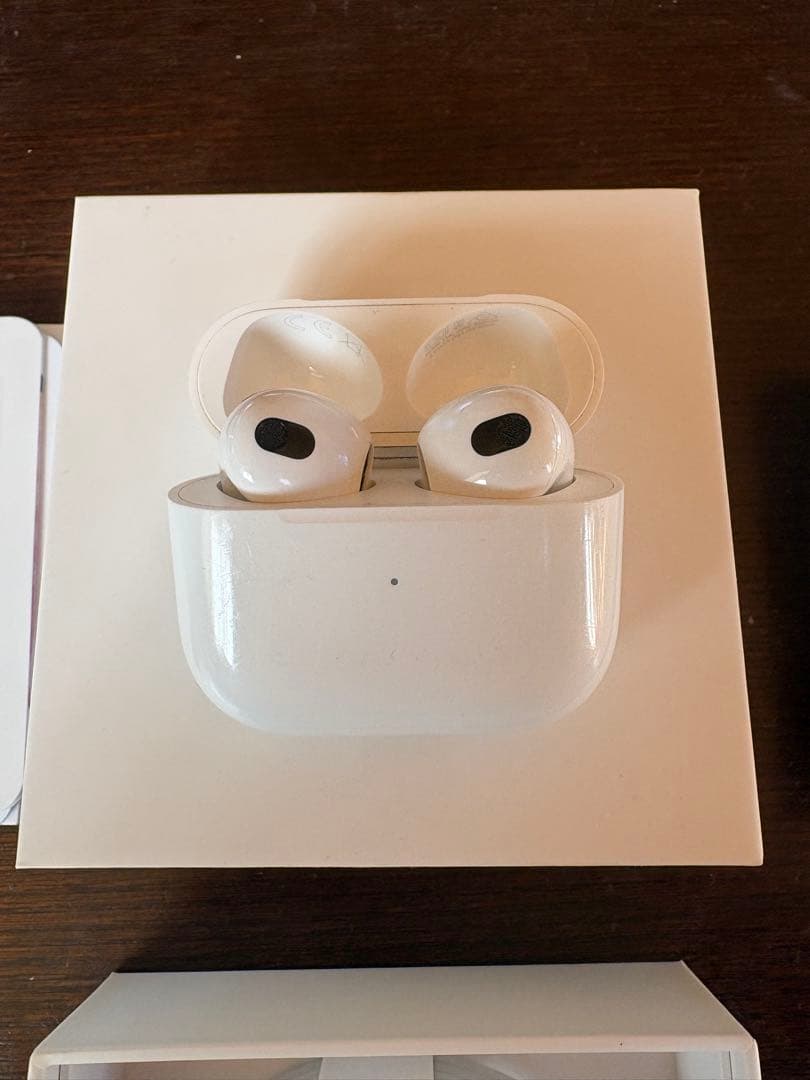AirPods第三世代 本体 ケース付属品あり
