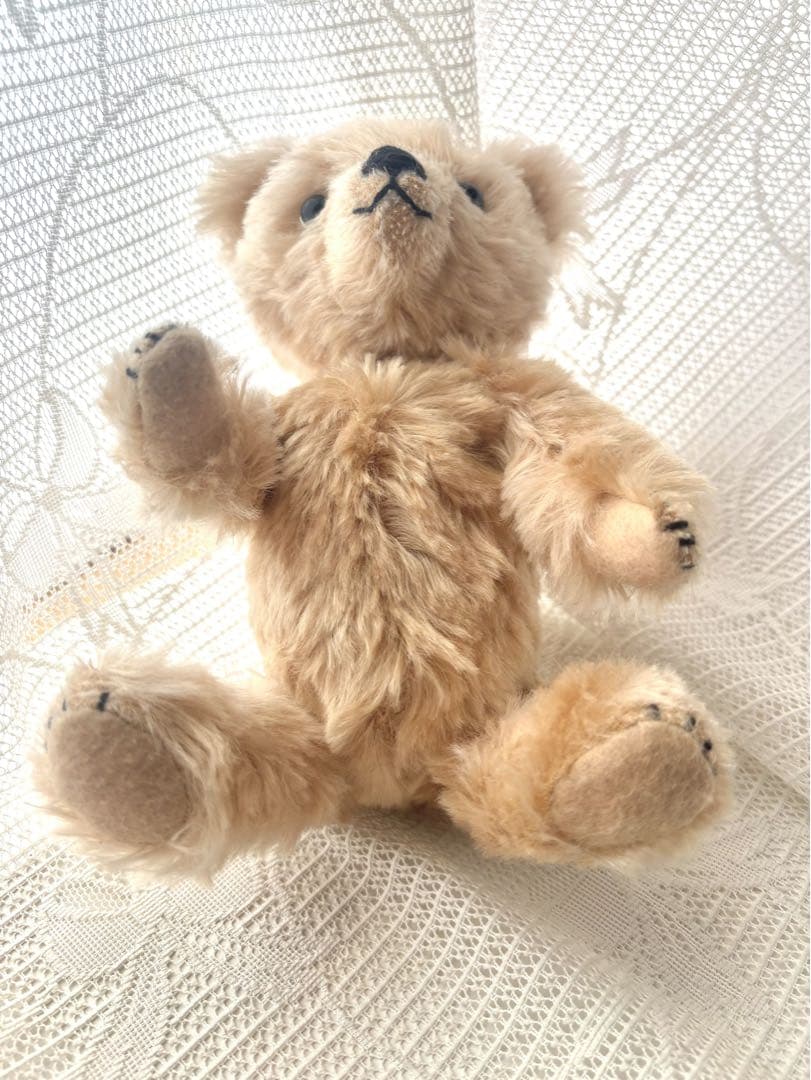ハンドメイドベア・ドイツ天然モヘア・全長27cm・サロペット付き