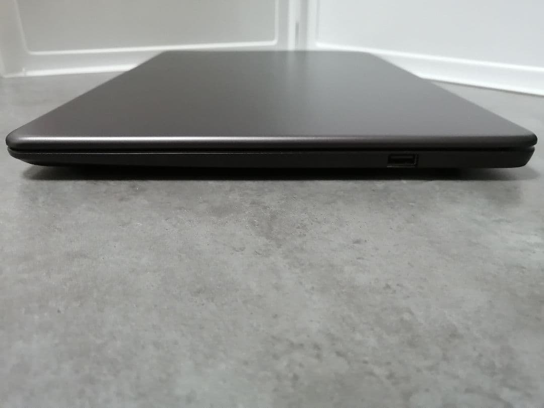 HUAWEI MateBook D Core i7 8GB 940MX 箱付