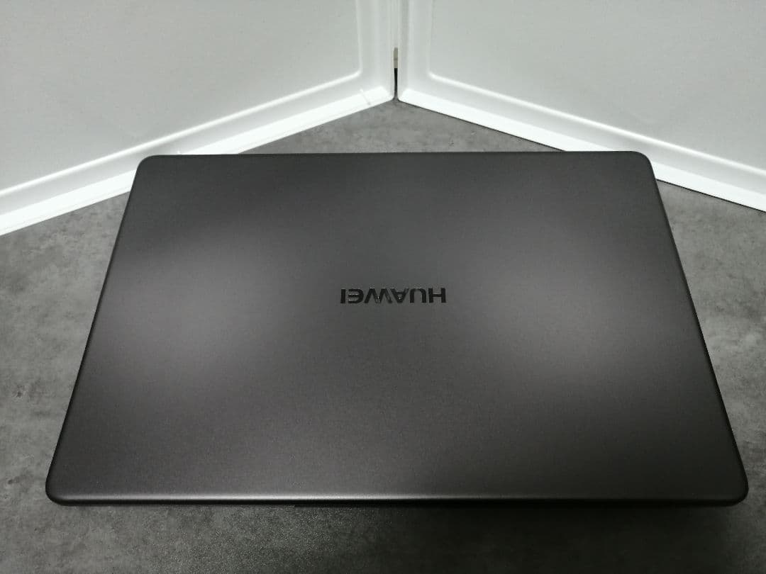 HUAWEI MateBook D Core i7 8GB 940MX 箱付