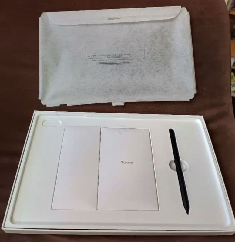 Samsung Galaxy Tab S8+ 国内版 ケース付き