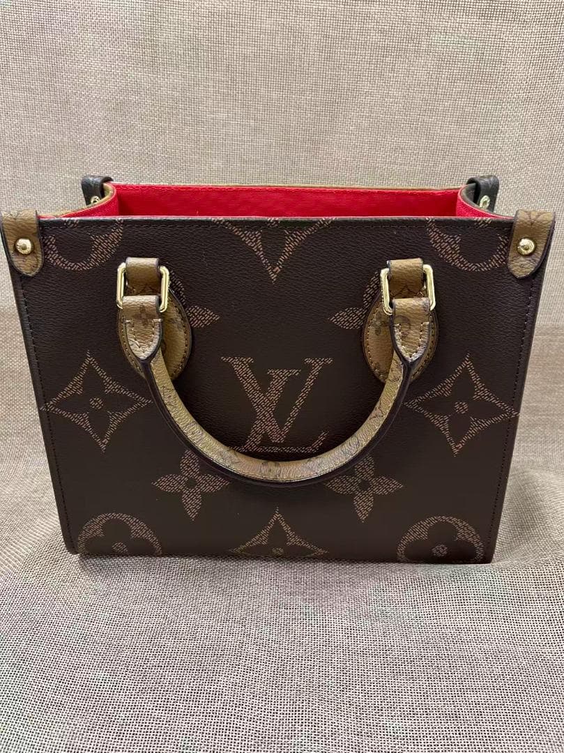 ルイ・ヴィトンのブラウンハンドバッグ