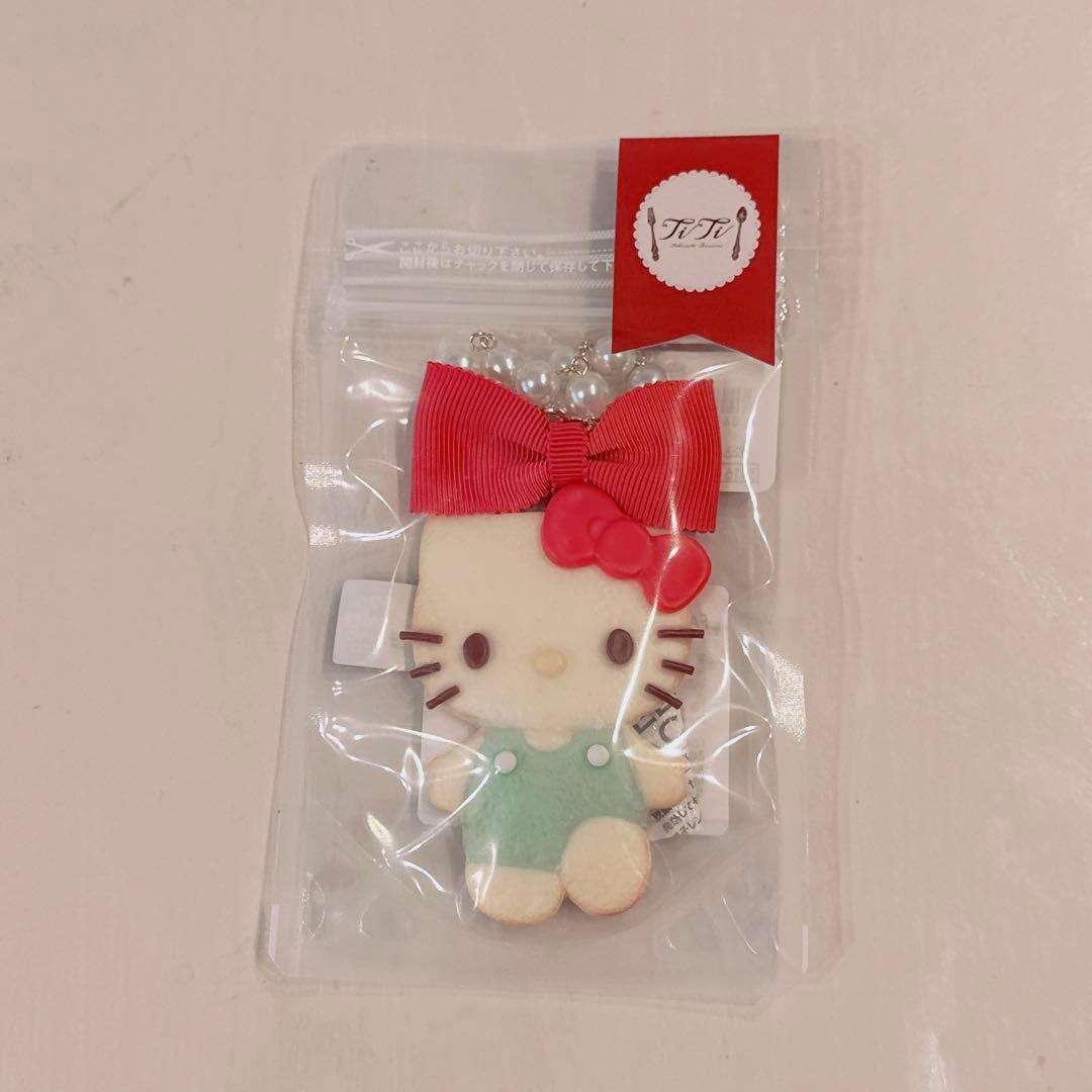 新宿伊勢丹 サンリオ TiTi バッグチャーム ハローキティ