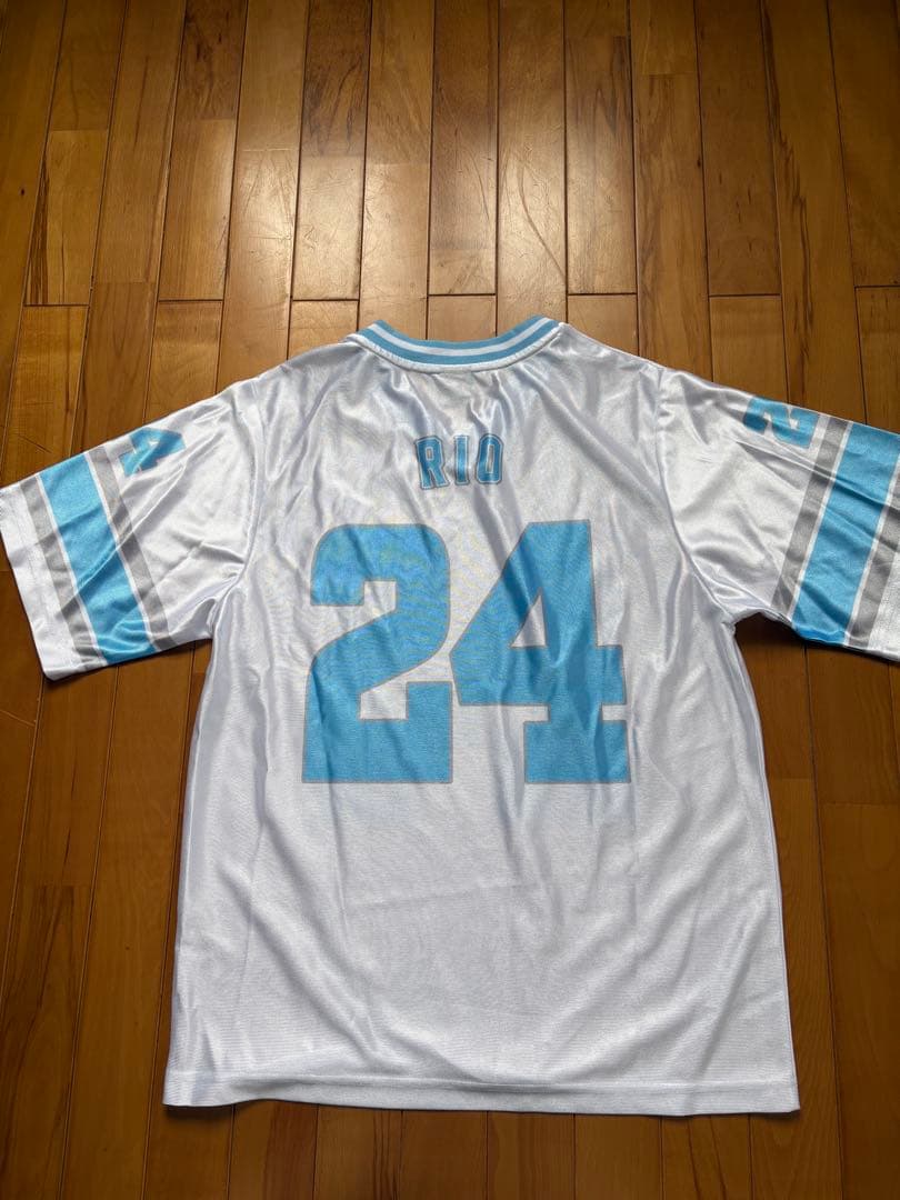 新品　NiziU リオ AWAKEユニホーム M