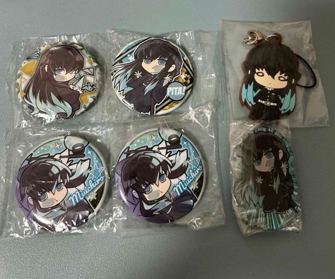 鬼滅の刃　時透無一郎　缶バッジセット