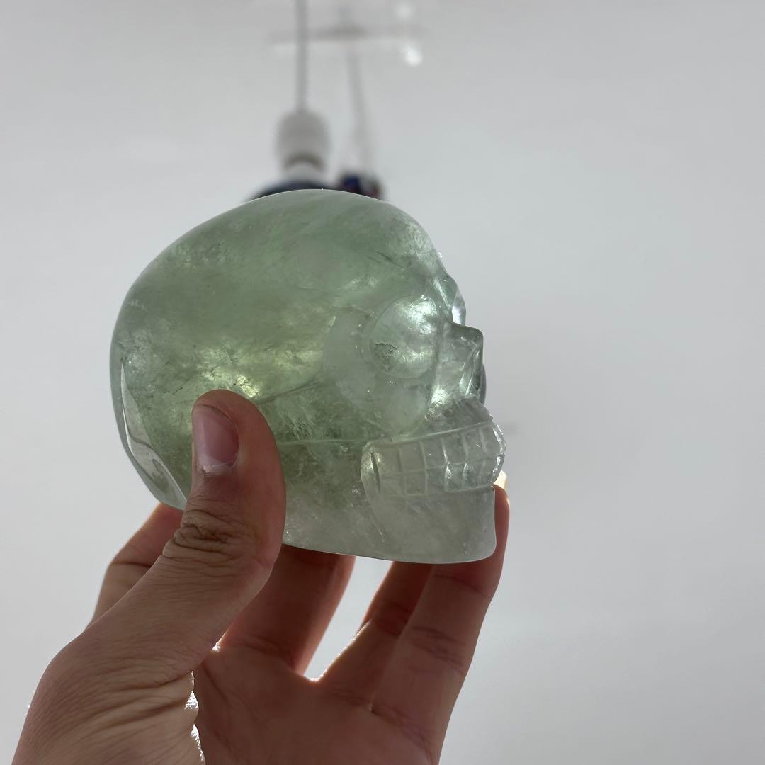 天然石フローライトのスカル　置物　ご購入前に在庫確認必要G.900