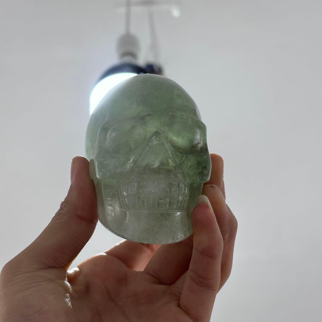 天然石フローライトのスカル　置物　ご購入前に在庫確認必要G.900