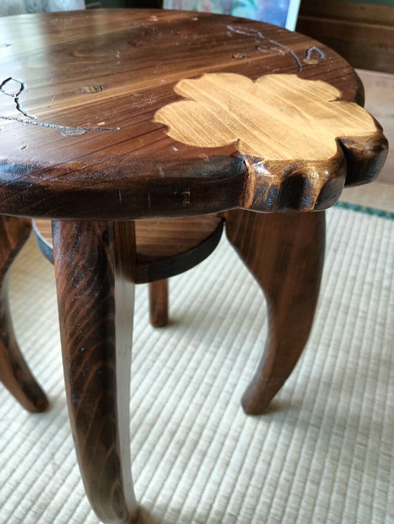 木製スツール 桜の花　吉野杉