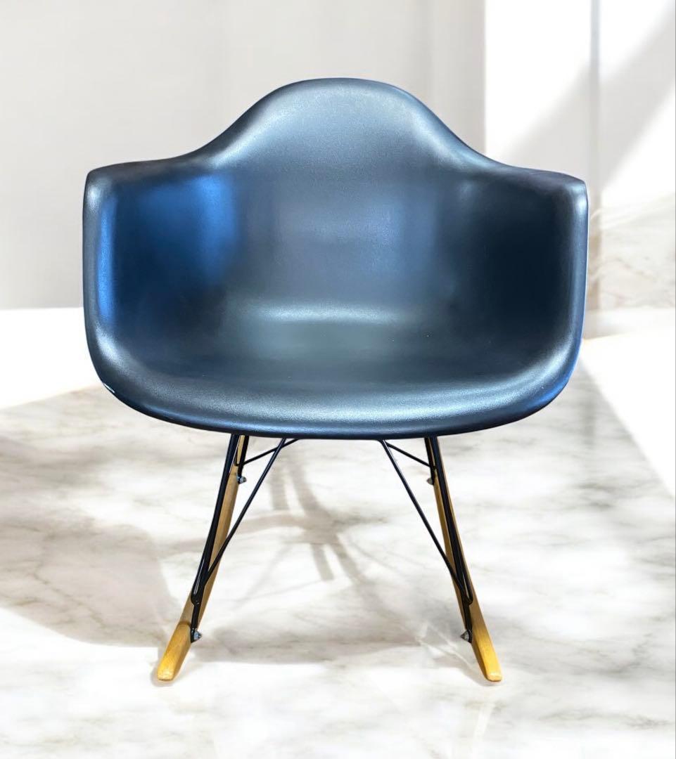 リプロダクト　イームズ　RAR　ロッキング　アームシェルチェア　ブラック