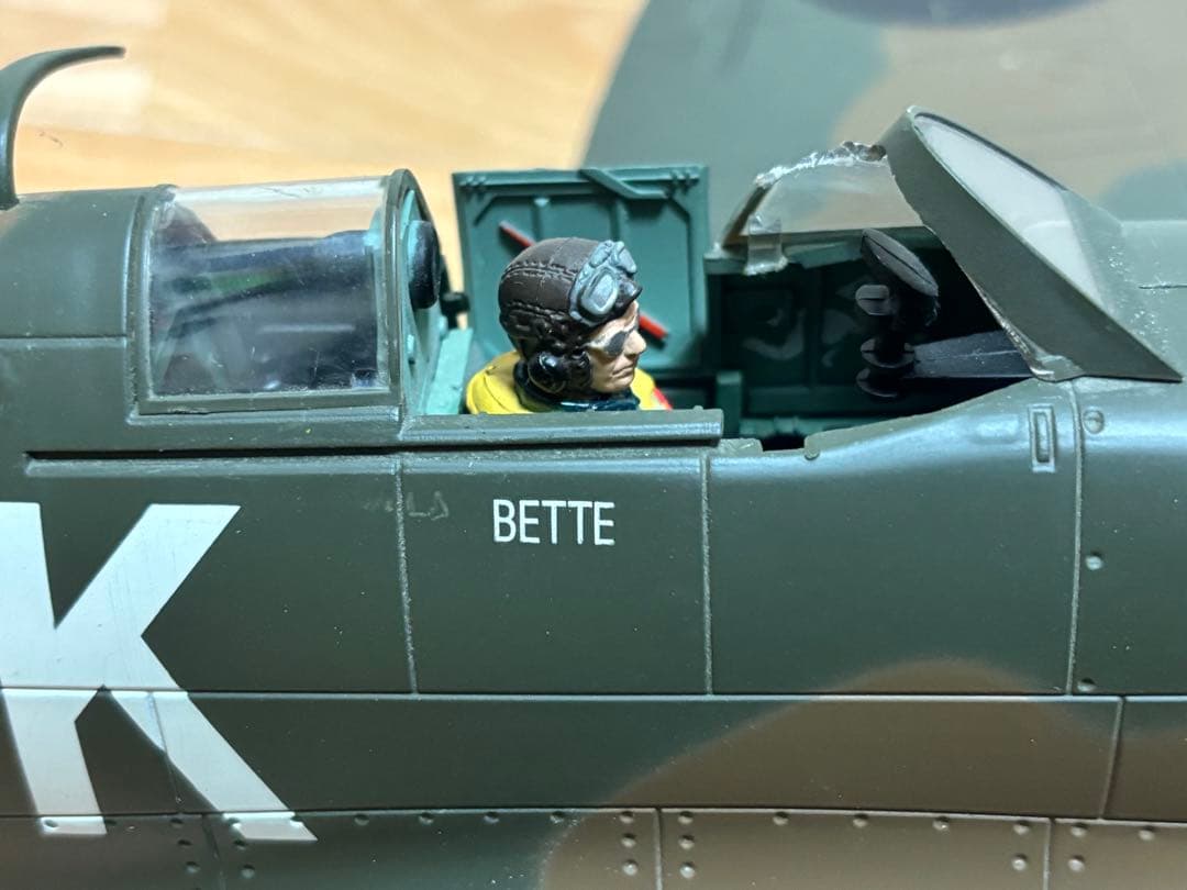 21st センチュリートイズ 1/18 スピットファイア 戦闘機 ジャンク