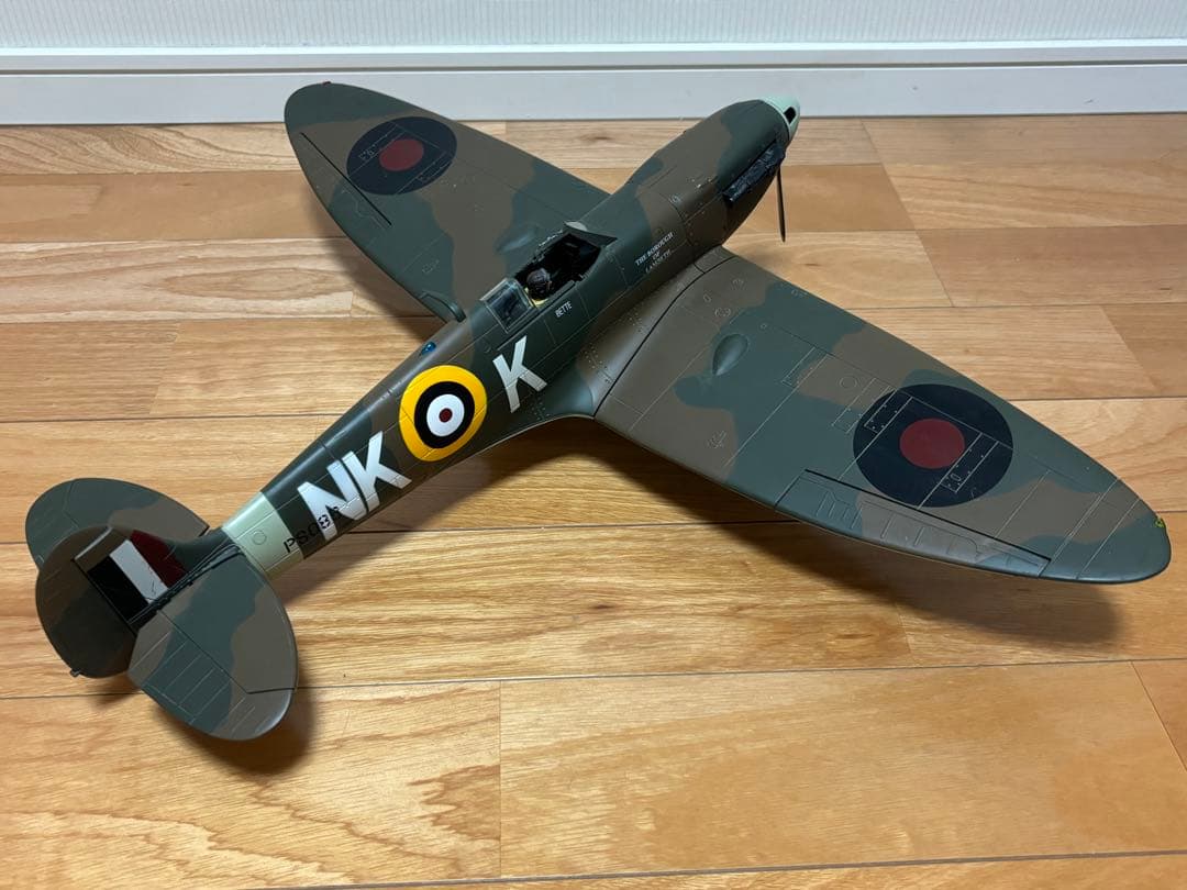 21st センチュリートイズ 1/18 スピットファイア 戦闘機 ジャンク