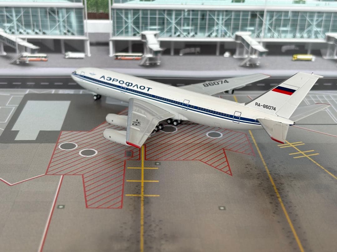 1/400 JC WINGS アエロフロート　IL-86