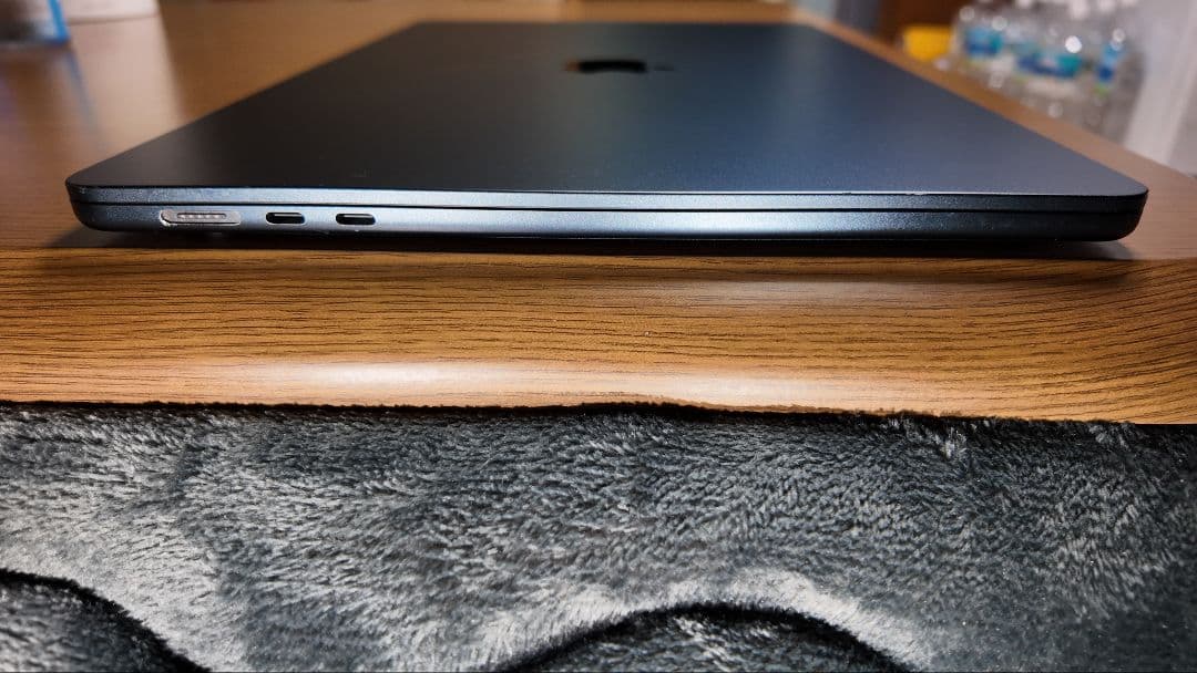 Macbook Air M2(2023) 15インチ 8gb/512gb