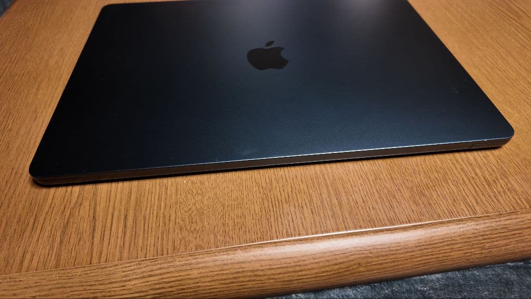 Macbook Air M2(2023) 15インチ 8gb/512gb