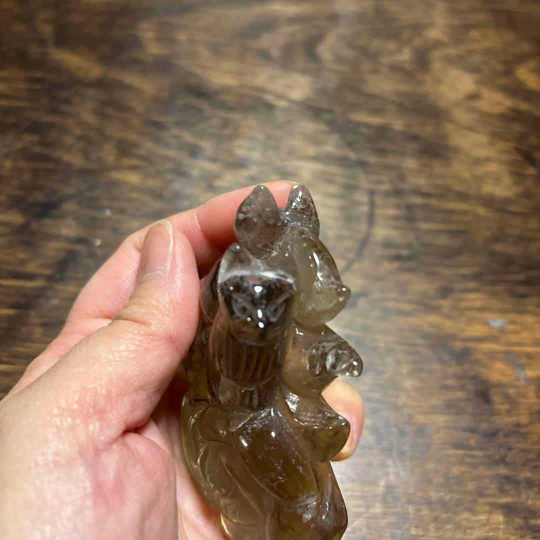 九尾のキツネ　カービング　シトリン　花