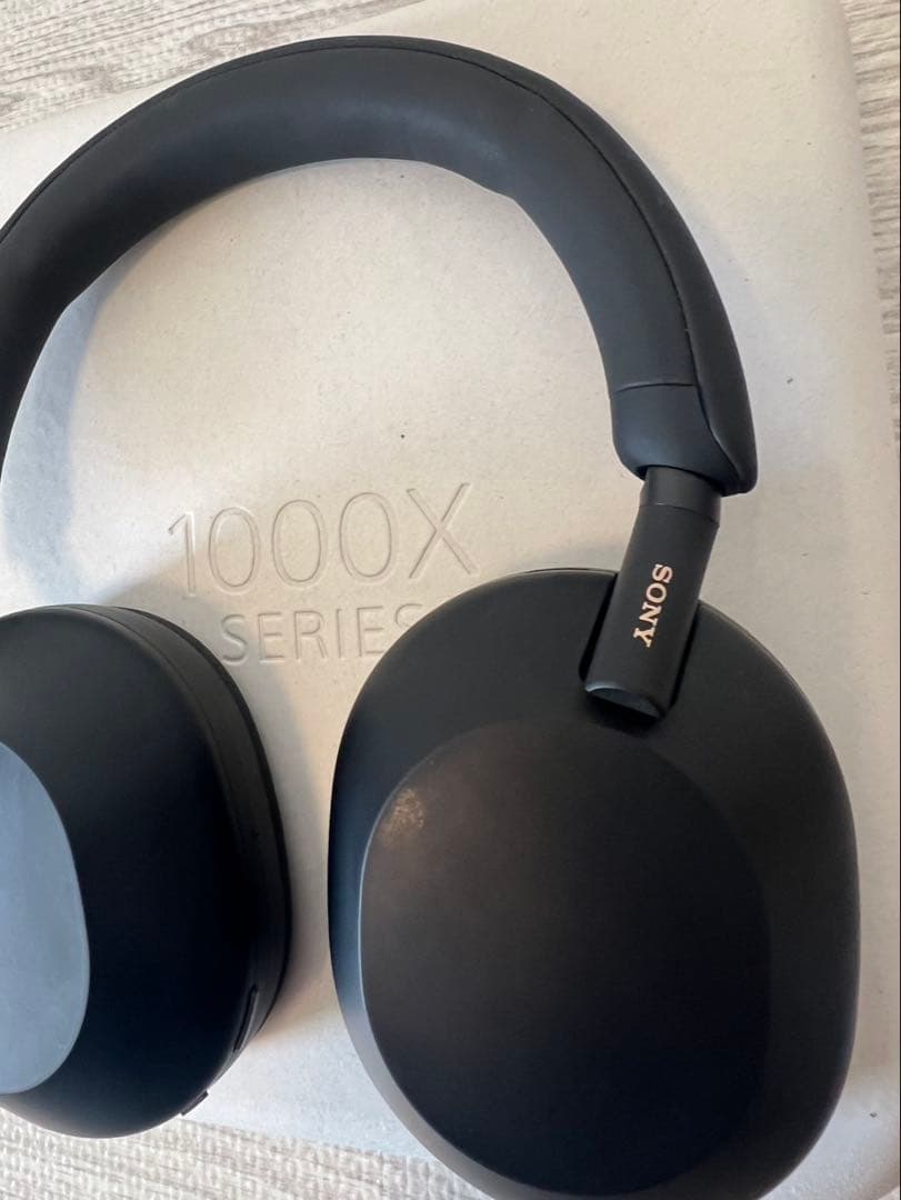 【最終お値下げ価格】Sony WH-1000XM5 ワイヤレスヘッドフォン