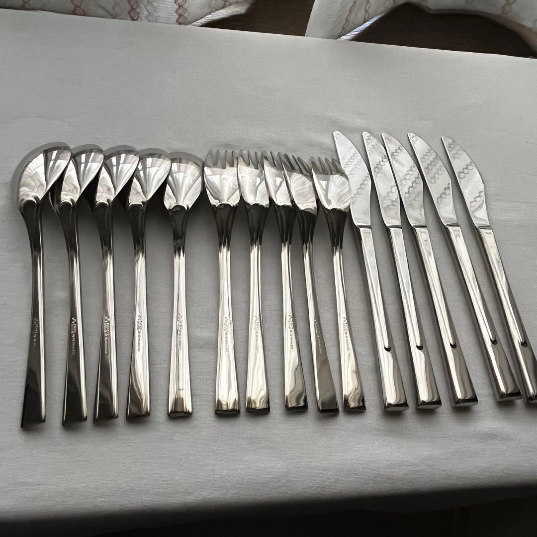大泉物産 トリオ ラプソディー 18-12 中古品 カトラリー 15本 ナイフ