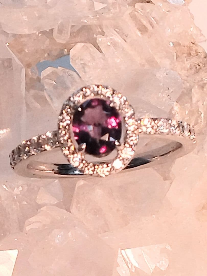 ガーネットチェンジカラーK18WGリング