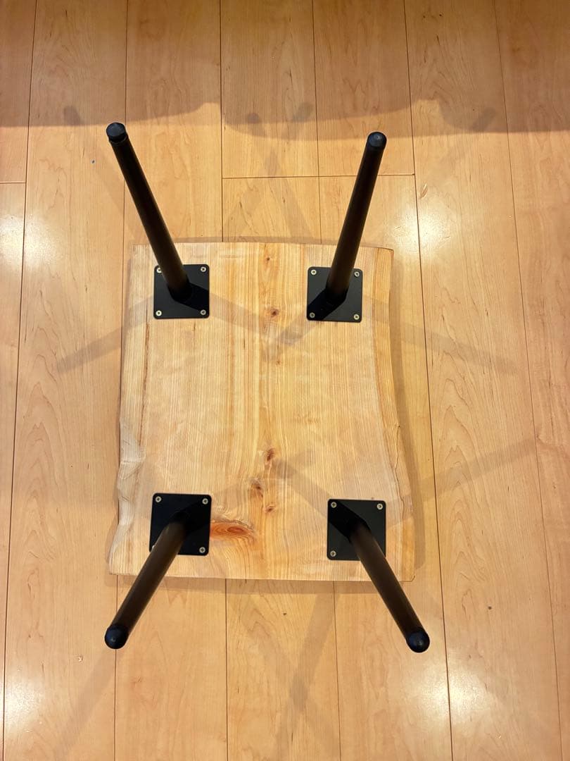 木の温もり。国産檜（ひのき）天然木ローテーブル　ハンドメイド・無垢一枚板