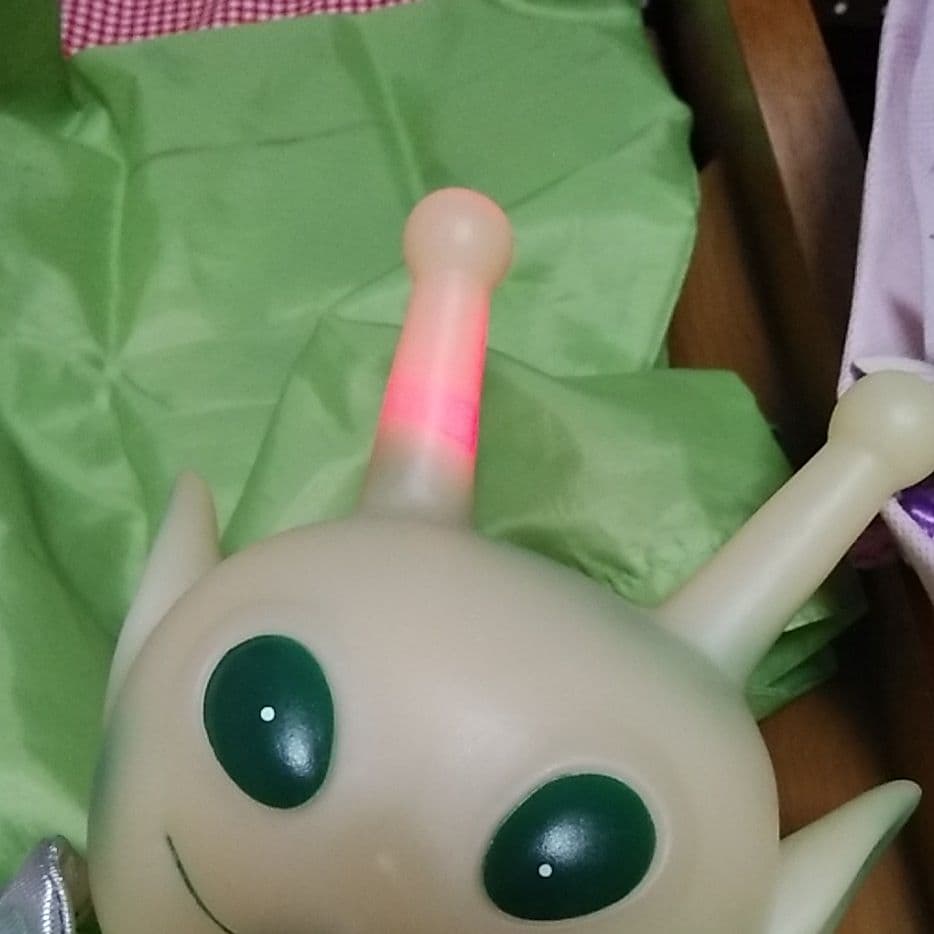 インターアクティブトーキングエイリアン パル