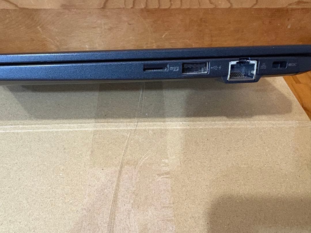 ノートPC dynabook G83/HU