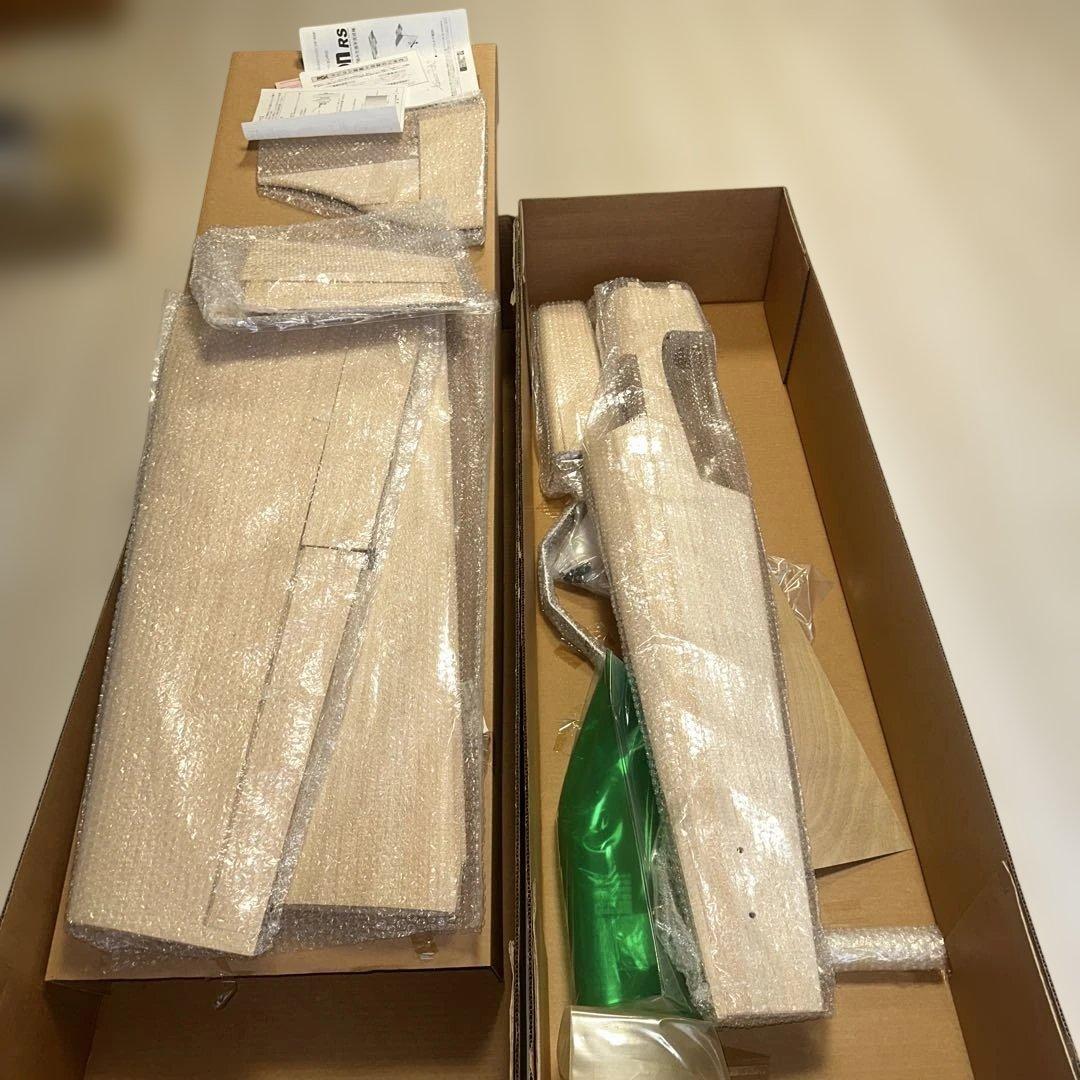 ラジコン Sensation RS ラジコン模型飛行機　(半完成組立キット)