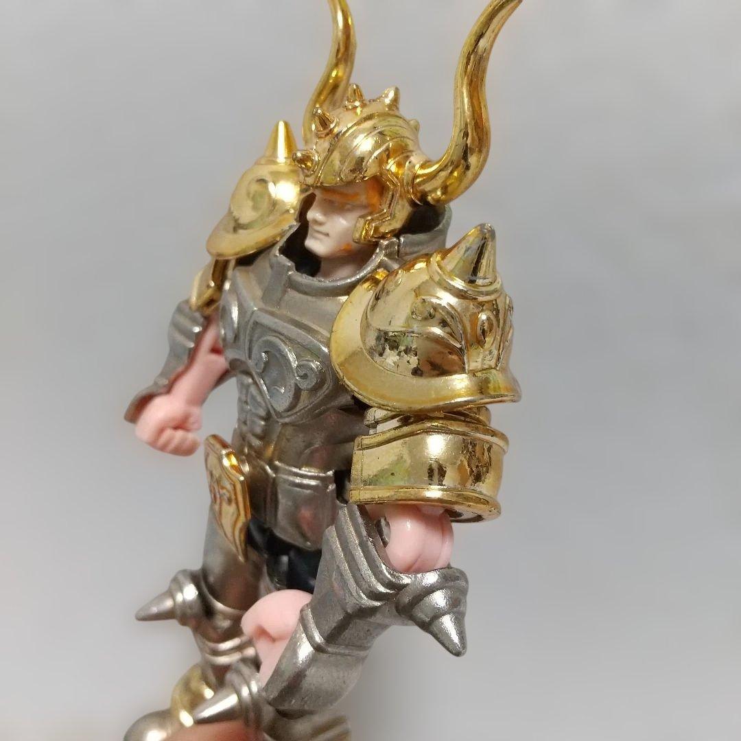 激レア♪聖闘士星矢 アルデバラン 聖衣大系 タウラスクロス BANDAI製