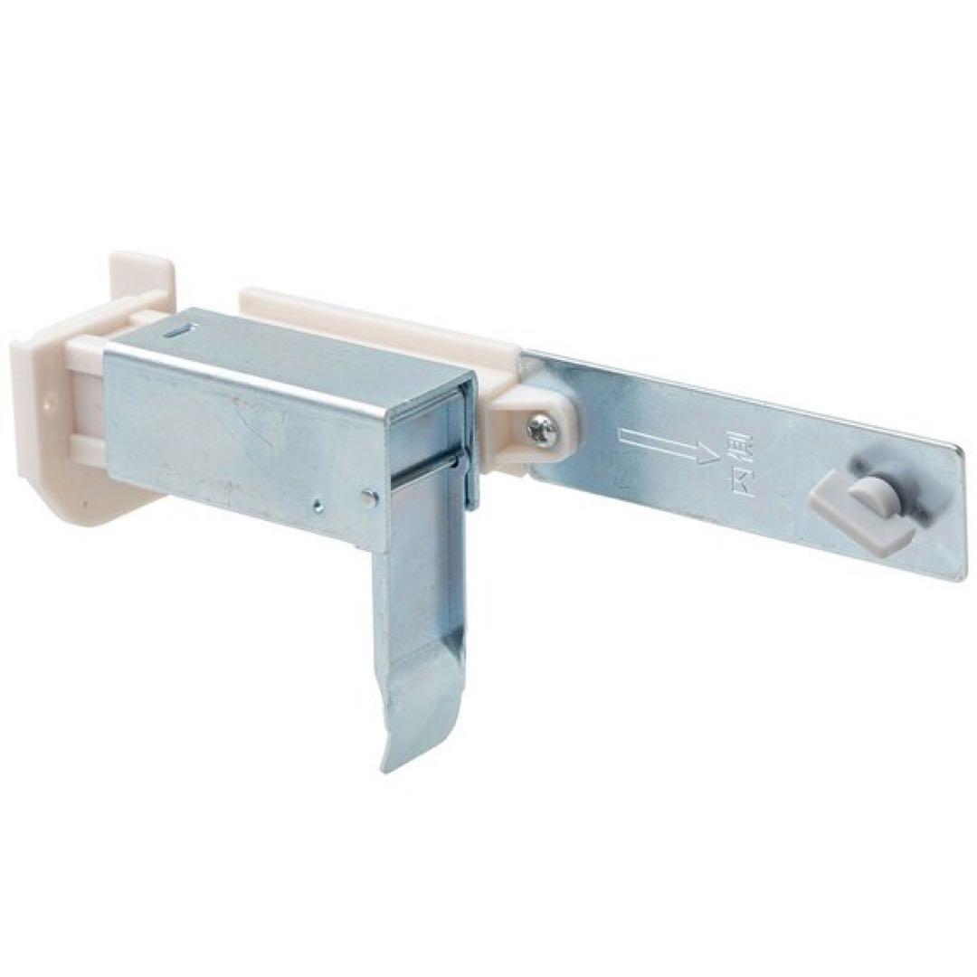 ニトリ つっぱり 遮光 ロールスクリーン 135X200 ホワイト 穴あけ不要