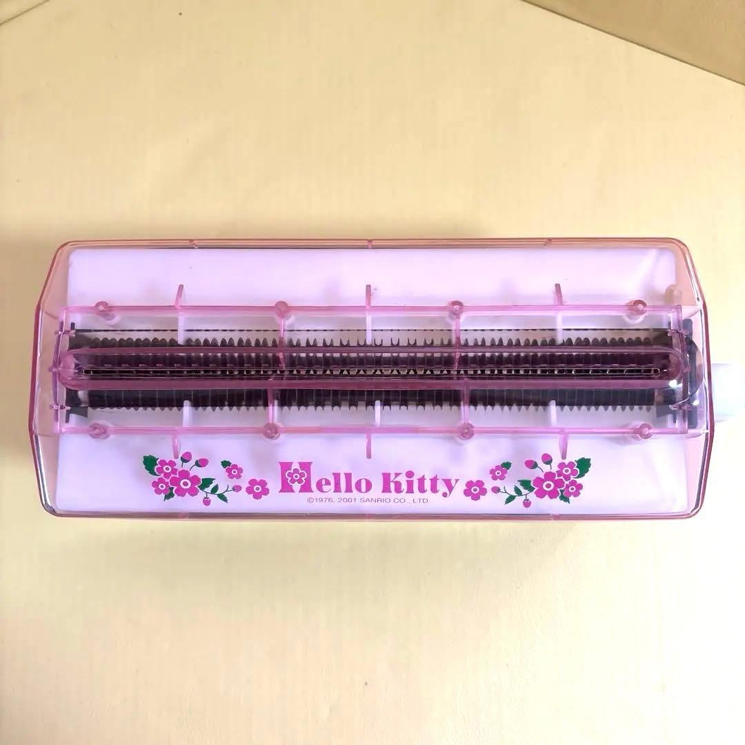 サンリオ　ハローキティ さくらんぼ　お花　手動式シュレッダー　2001年　中古