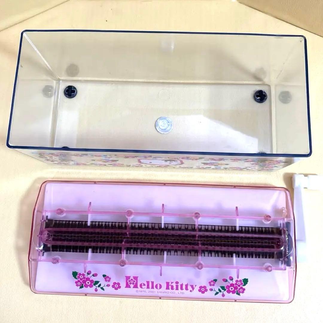 サンリオ　ハローキティ さくらんぼ　お花　手動式シュレッダー　2001年　中古