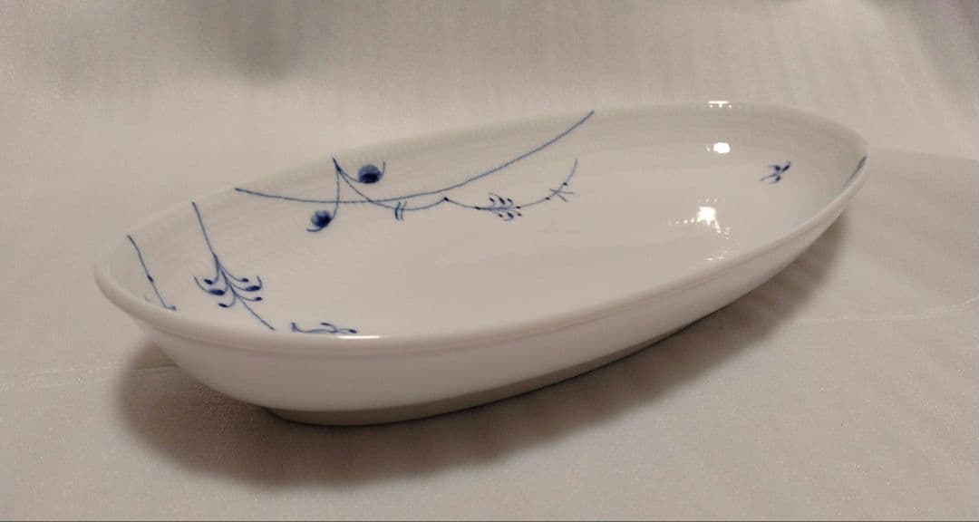 ロイヤルコペンハーゲン ブルーパルメッテ オーバルディッシュ 32cm プレート