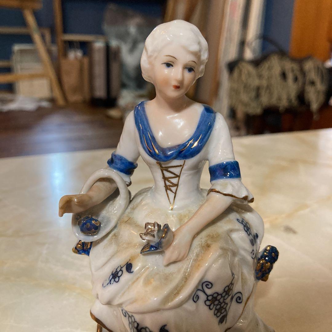 希少　ポーセリン人形　貴族の少女