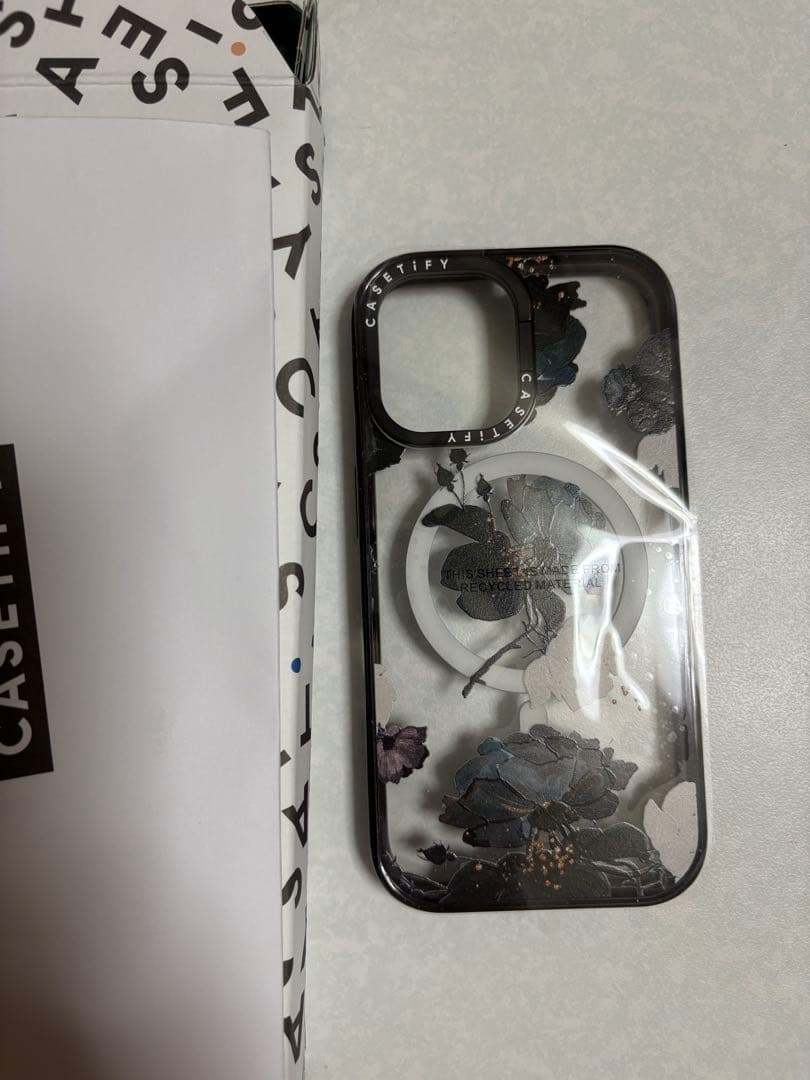 CASETIFY 花柄 iPhone 16用ケース