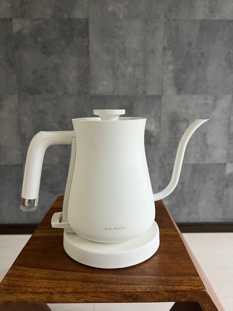 BALMUDA 電気ケトル ホワイト