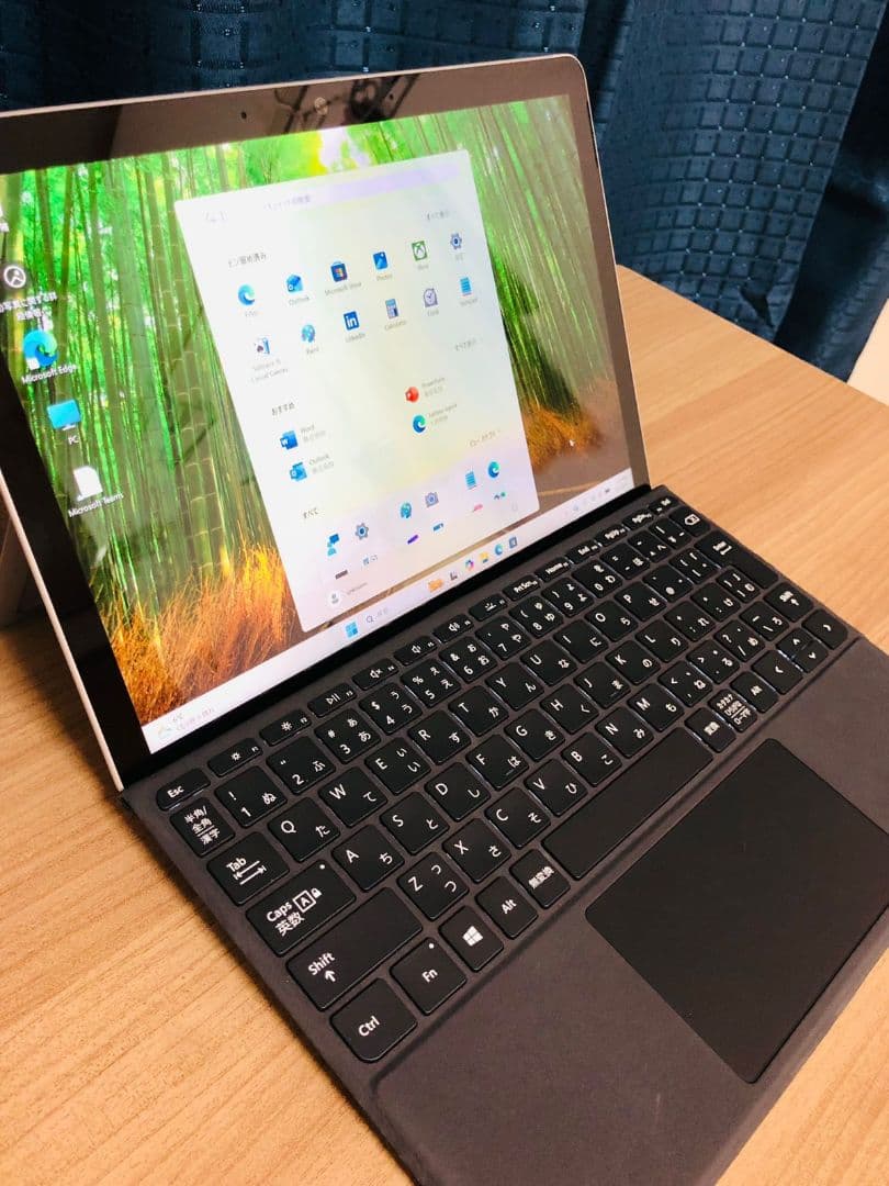 Surface Go 2 128GB/8GB with キーボード