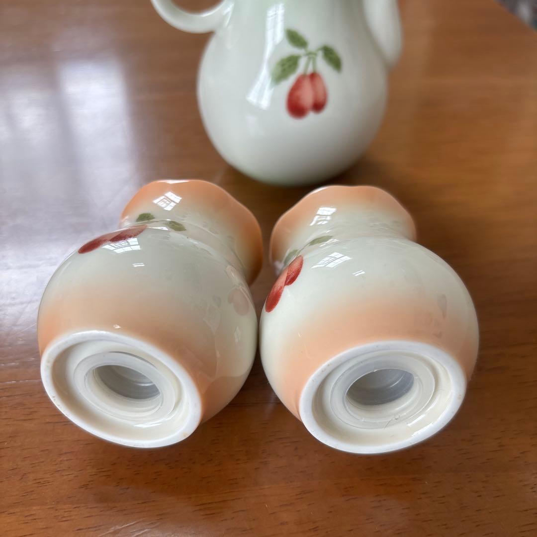 マニー　 陶器製 醤油さしと卓上調味料入れセット