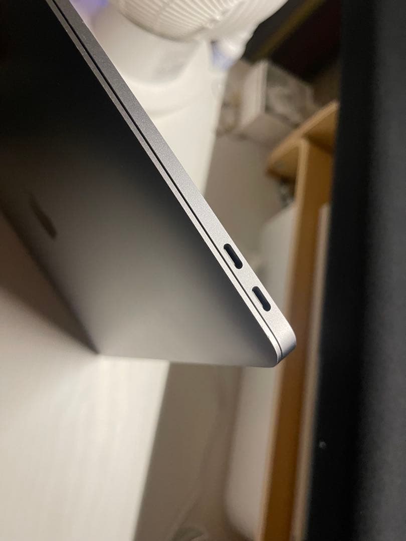 MacBook本体 MacBook Air M1 16GB 256G