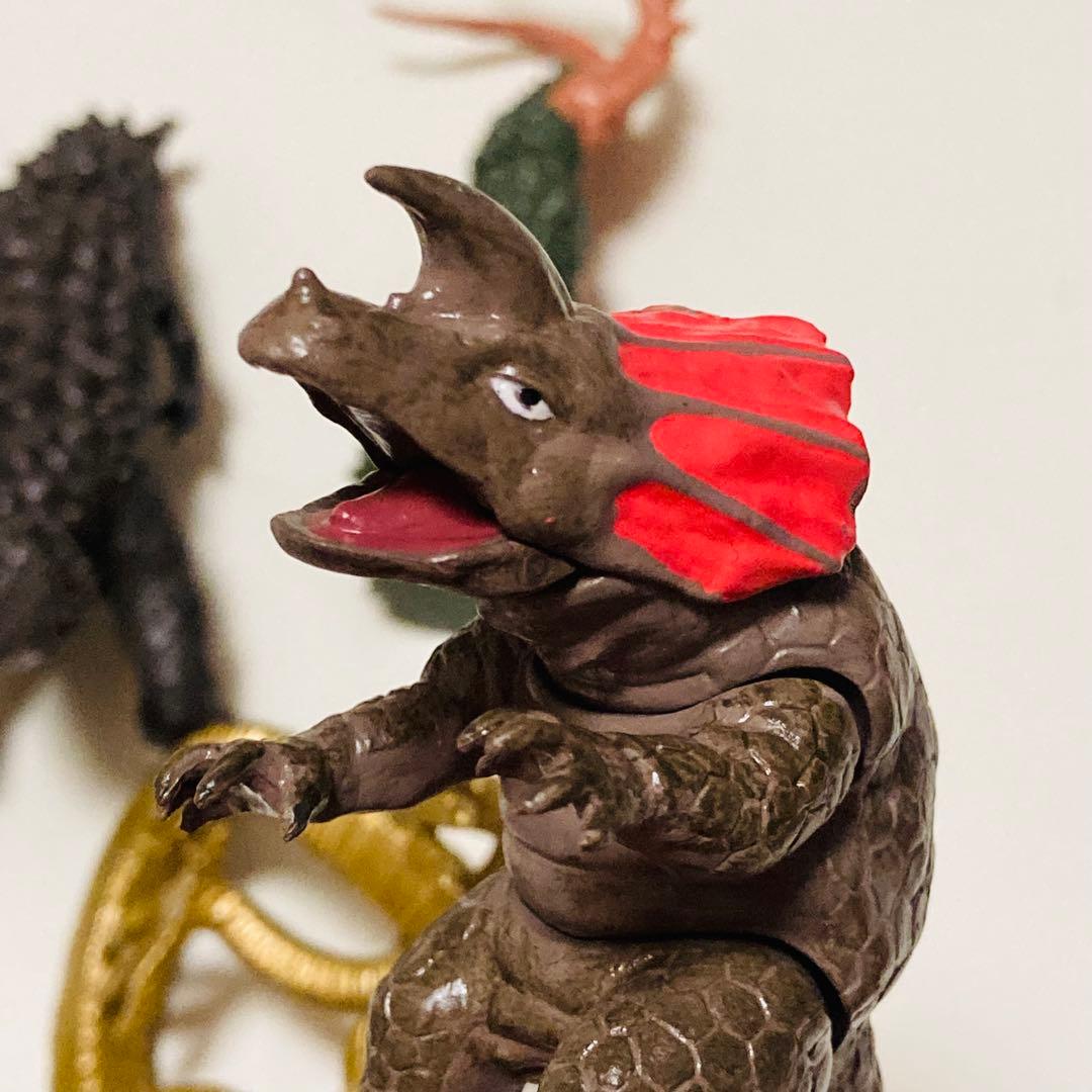 ガシャポン✳️ウルトラマン『HG 怪獣シリーズ ガチャフィギュア 10個セット』