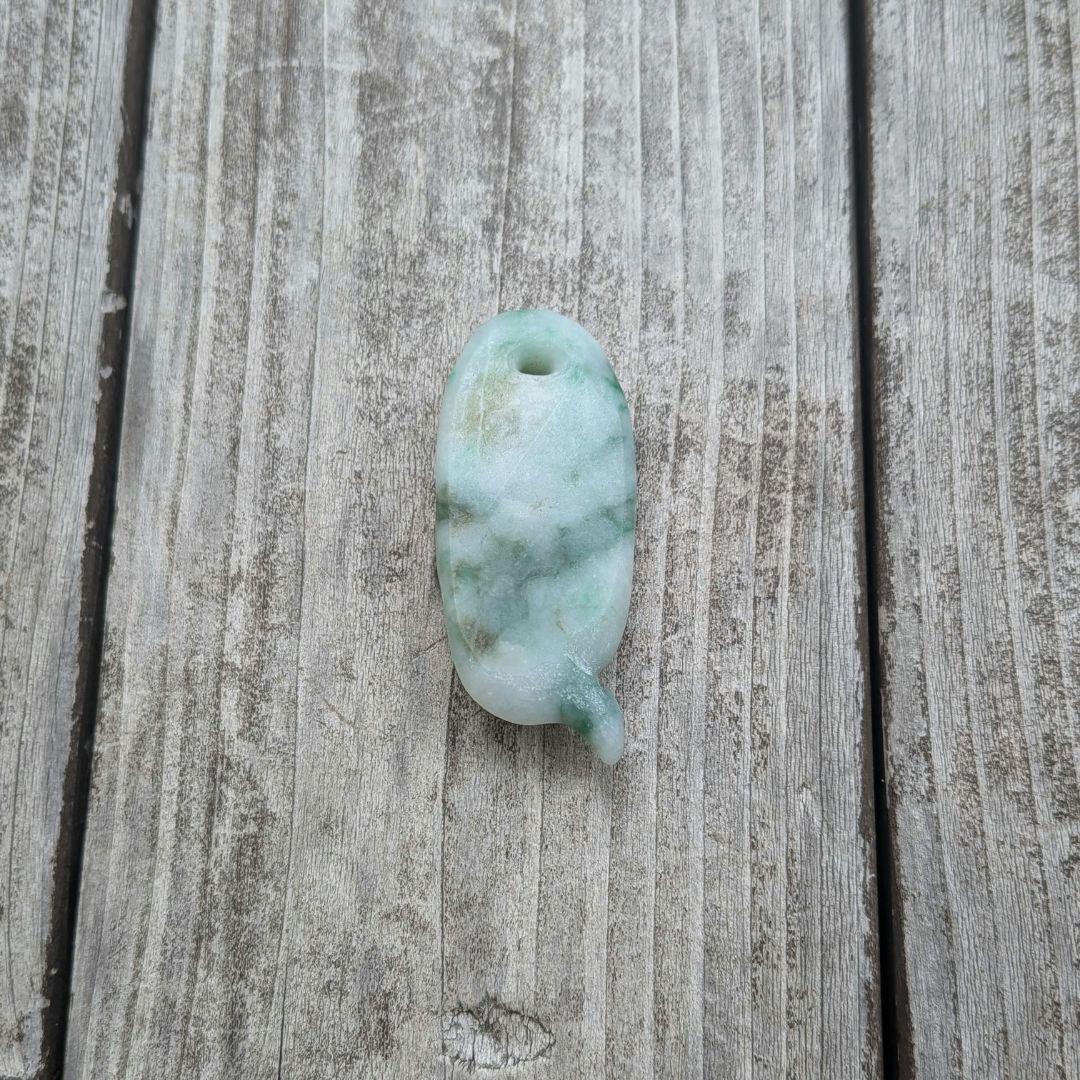 ハンドメイドの糸魚川翡翠ネックレス　蛇