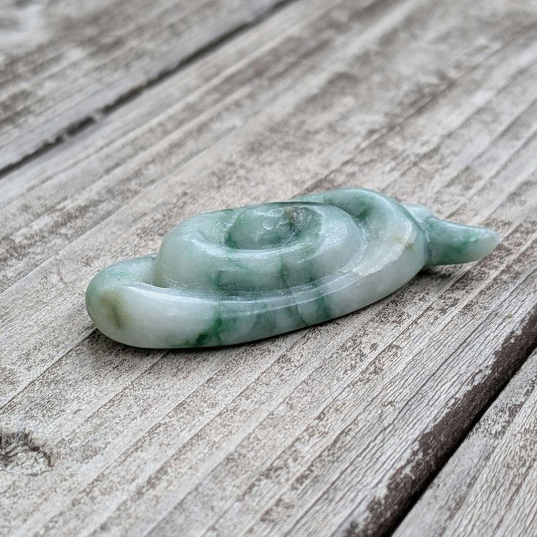 ハンドメイドの糸魚川翡翠ネックレス　蛇