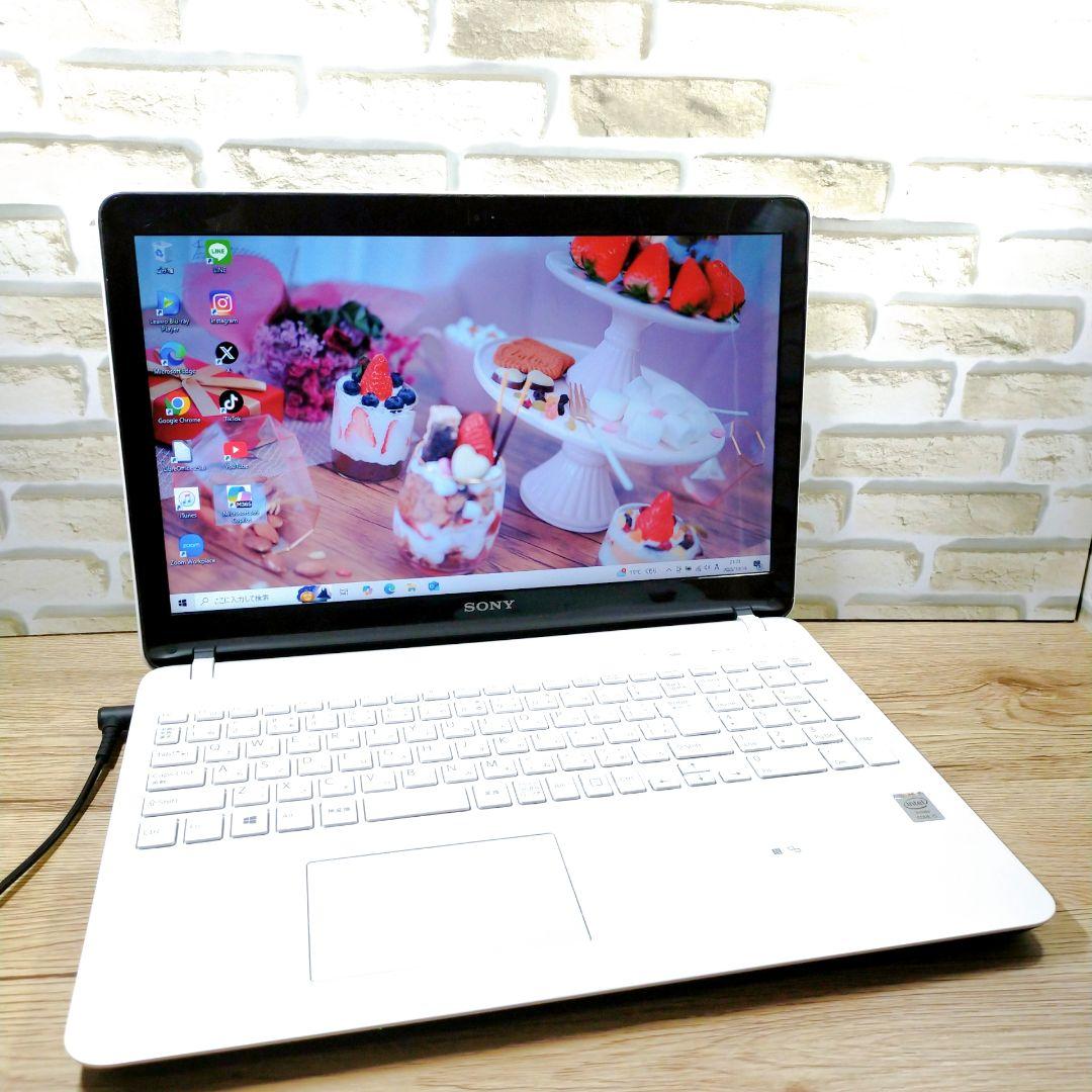 人気のVAIO❣️初期設定済みですぐ使える薄型ノートパソコン✨️大容量カメラ付き