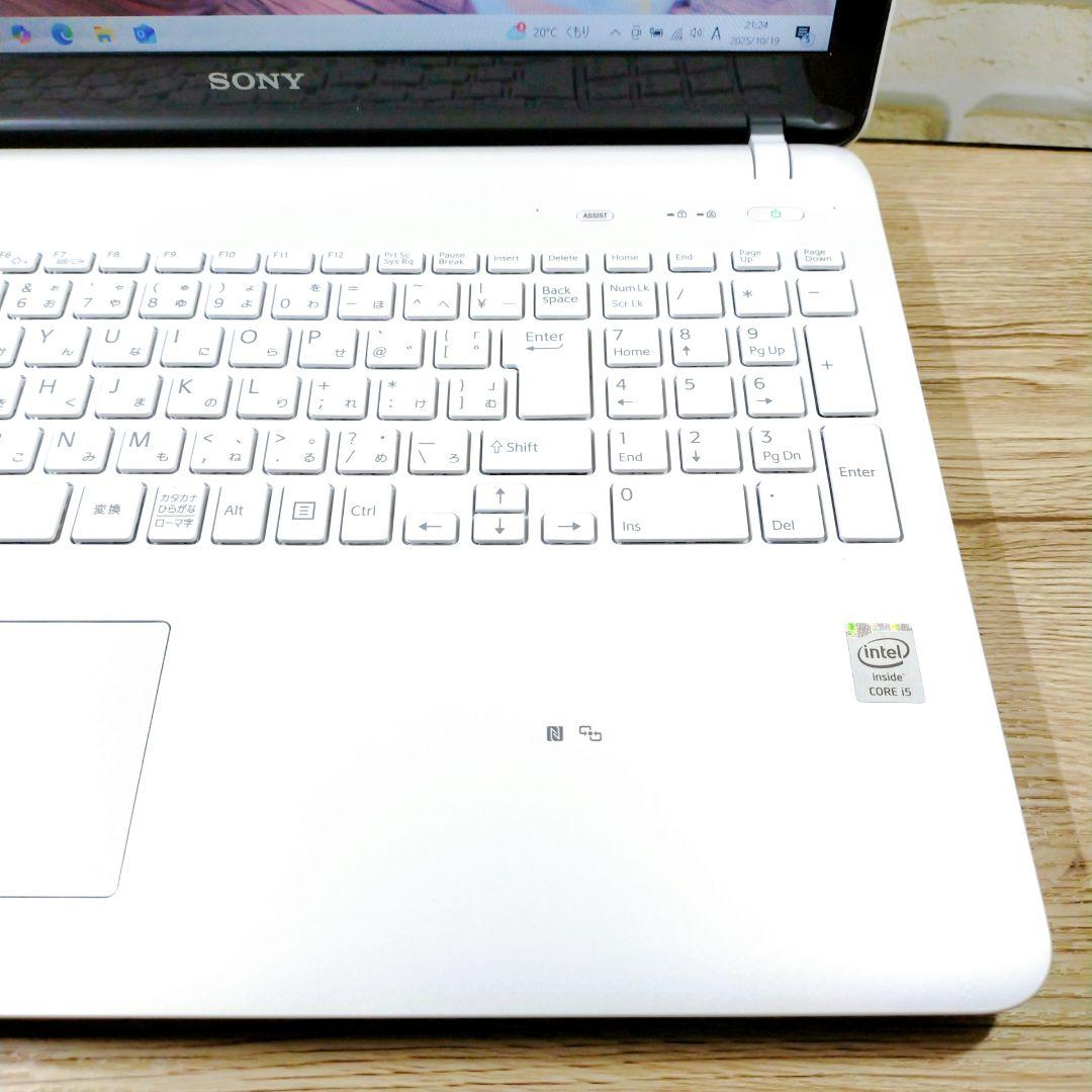 人気のVAIO❣️初期設定済みですぐ使える薄型ノートパソコン✨️大容量カメラ付き