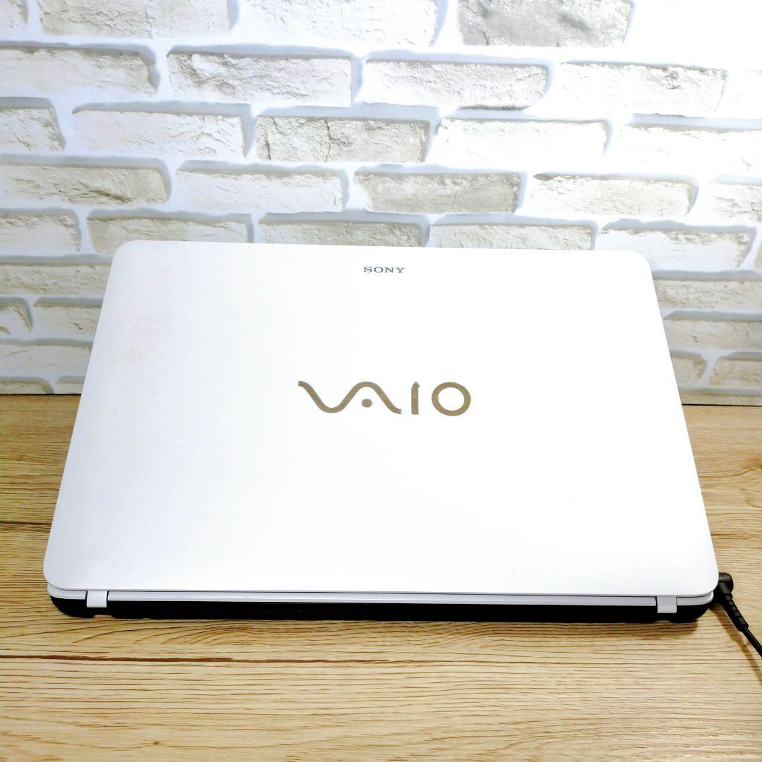 人気のVAIO❣️初期設定済みですぐ使える薄型ノートパソコン✨️大容量カメラ付き