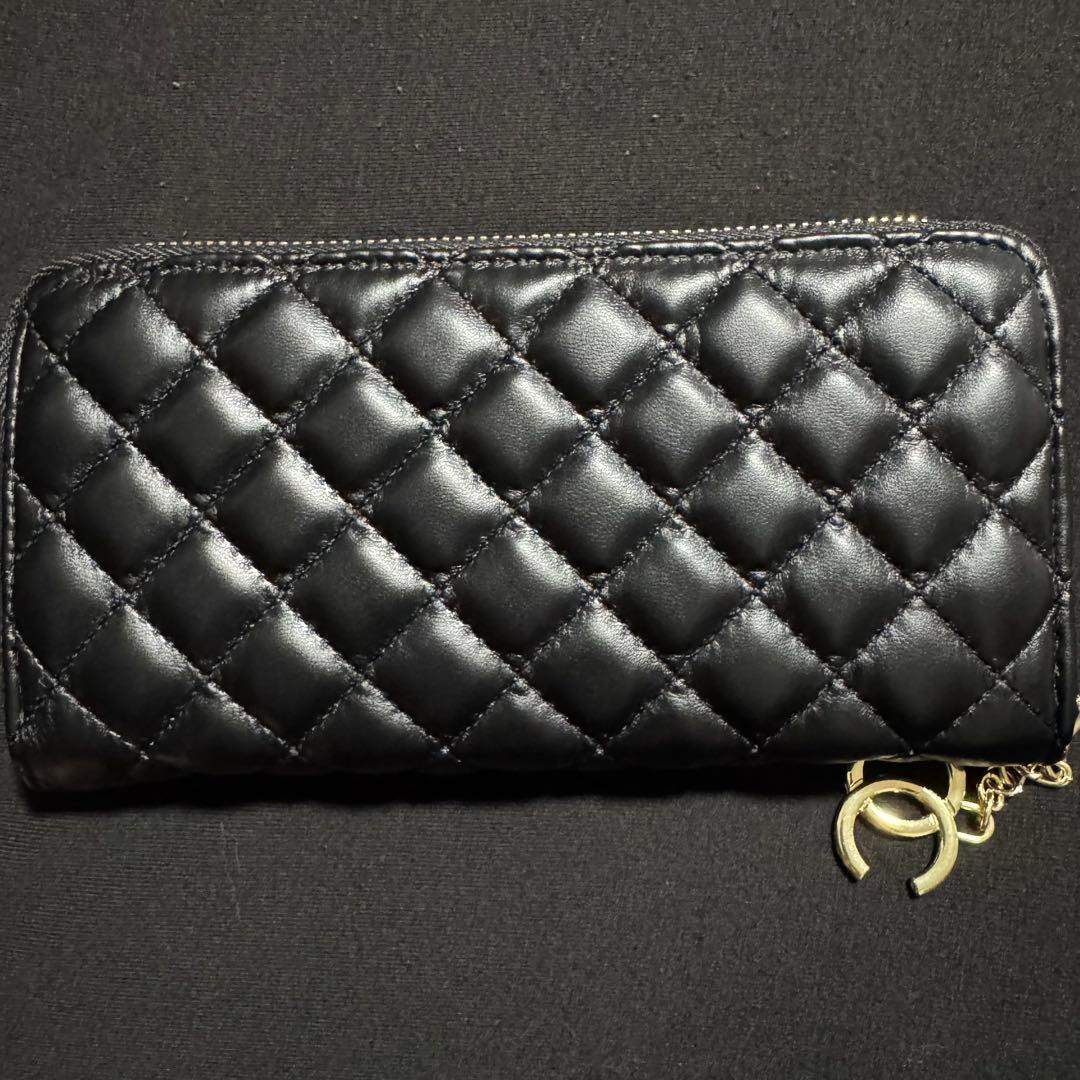 早い者勝ち即日発送レディース　キルティング長財布