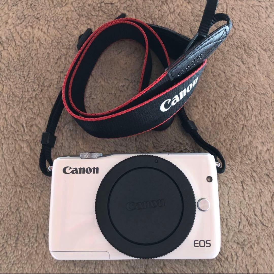 【値下げ】Canon EOS M10 ミラーレス一眼カメラ　ホワイト