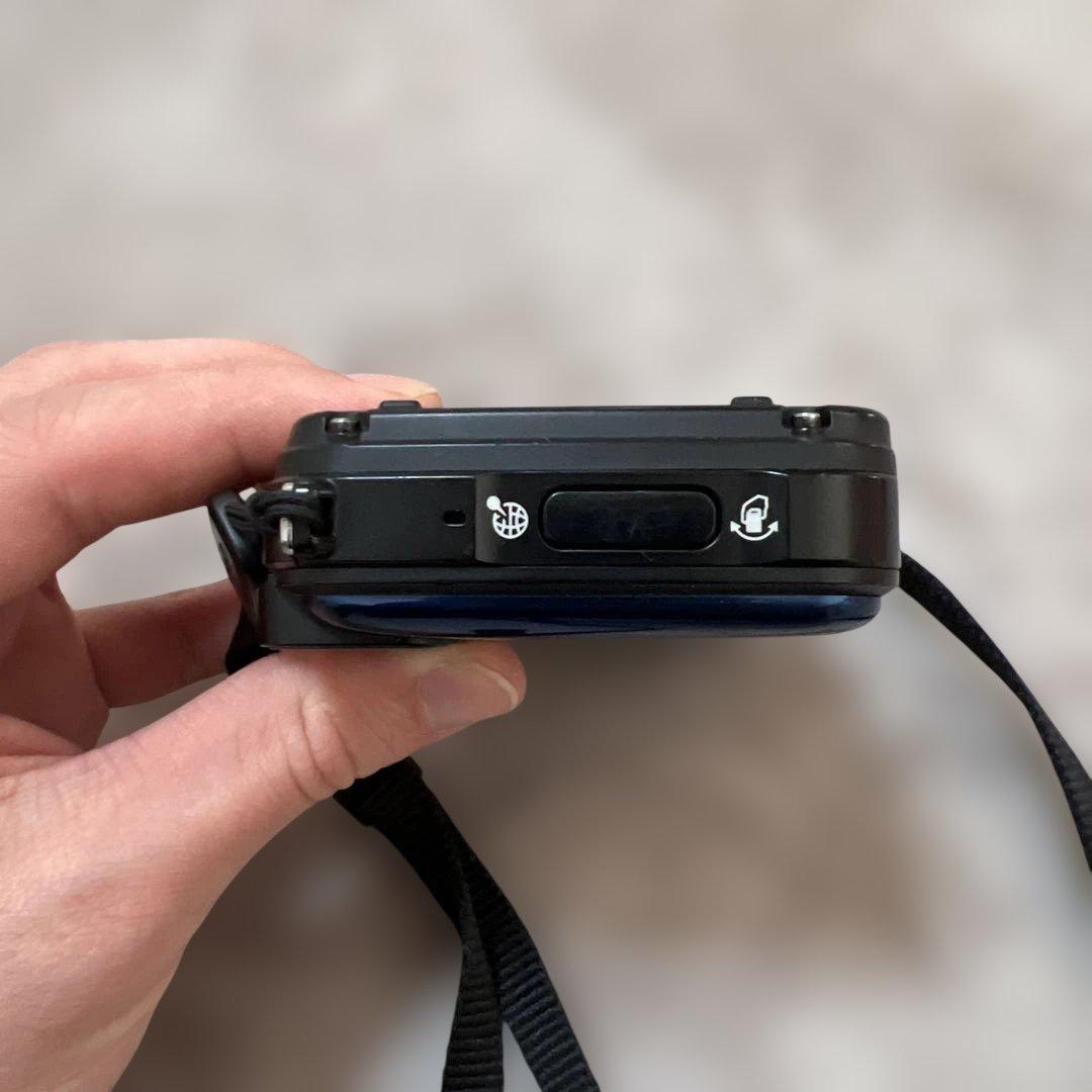 Nikon COOLPIX AW100 防水デジタルカメラ　[ジャンク品]
